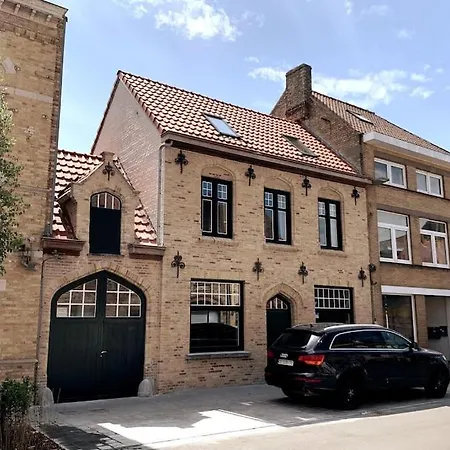 Holiday home La40 Statig Gerenoveerd Huis In Hartje Nieuwpoort-stad Nieuwpoort