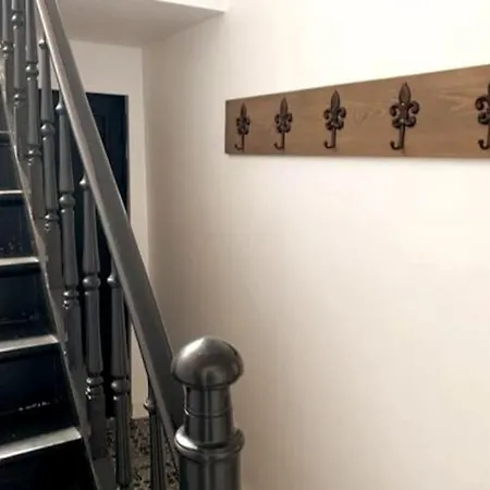 Holiday home La40 Statig Gerenoveerd Huis In Hartje Nieuwpoort-stad *