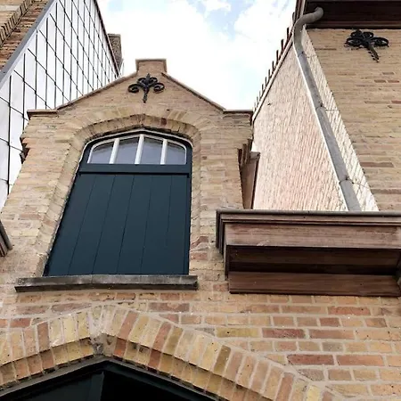 La40 Statig Gerenoveerd Huis In Hartje Nieuwpoort-stad Nieuwpoort